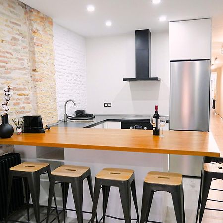 Espacioso Apartamento En El Centro De Pamplona Eksteriør billede