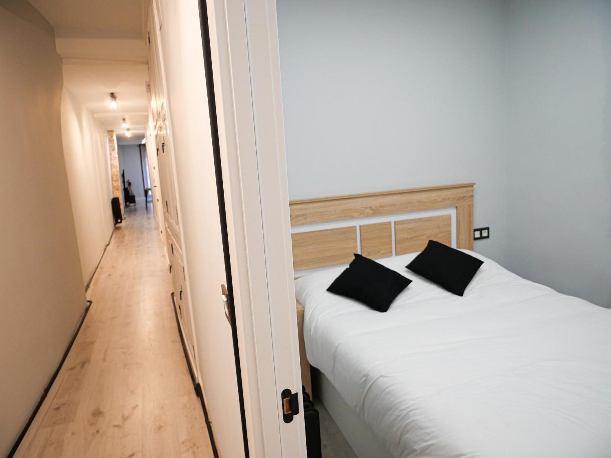 Espacioso Apartamento En El Centro De Pamplona Eksteriør billede