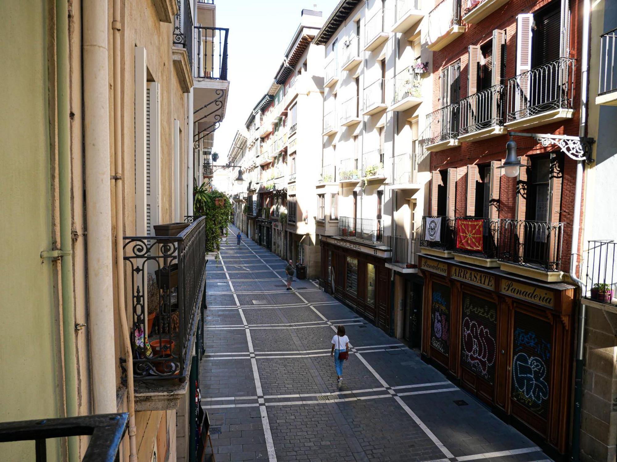 Espacioso Apartamento En El Centro De Pamplona Eksteriør billede